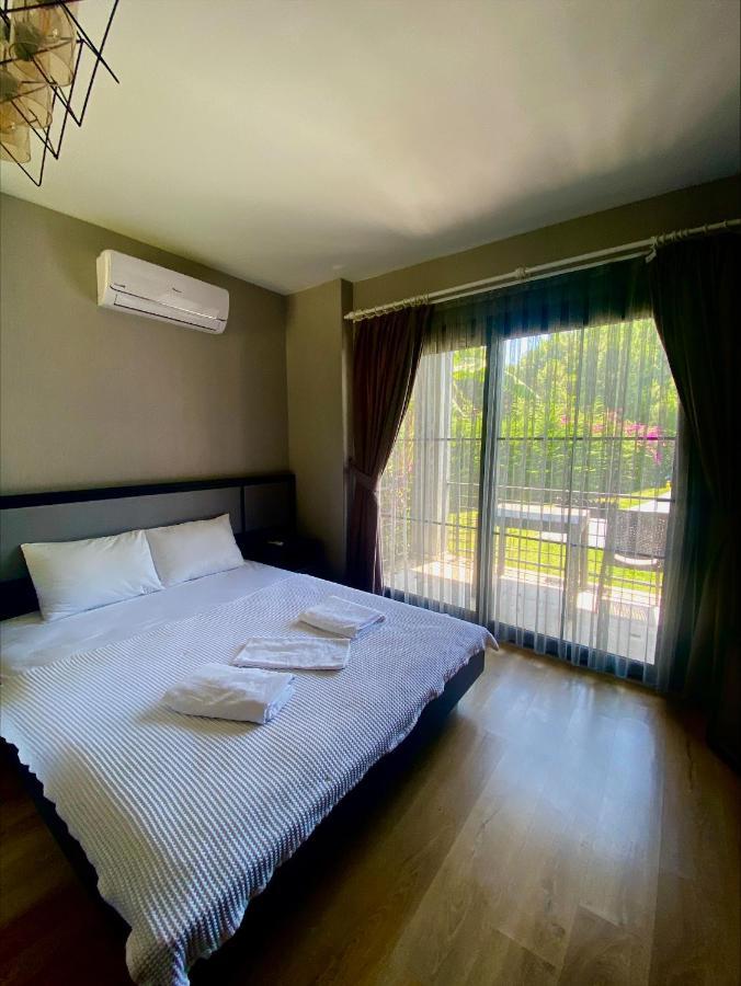 Hotel The Search 4*